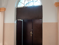 В Алексеевской гимназии вернули исторический облик холлу и кабинету биологии