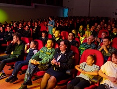 В Благовещенске судебных приставов поздравили с профессиональным праздником 