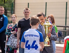 На базе стадиона гимназии №1 стартовали «Футбольные каникулы»