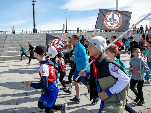 Более 300 благовещенцев поучаствовали в народной пробежке