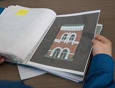 Члены жюри под председательством заммэра Виктории Хопатько подвели промежуточные итоги конкурса на лучшие эскизы 