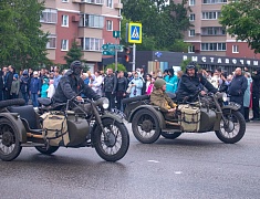 Шествие трудовых коллективов отгремело в Благовещенске!