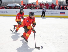 На Амуре между Благовещенском и Хэйхэ прошли Российско-китайские зимние игры