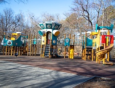 Мэр Благовещенска Олег Имамеев оценил готовность парков к открытию сезона