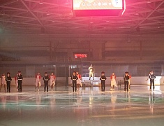 Ледовое шоу «Вальс Победы»