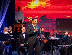 В Благовещенске вручили премию имени Леонида Завальнюка