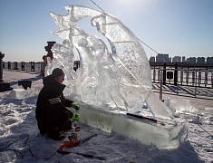 Соревнования по хоккею в рамках Международного российско-китайского фестиваля зимних видов спорта