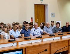 В Благовещенске работников торговли отметили Почетными грамотами