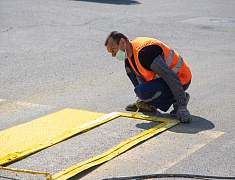 В Благовещенске обновляют дорожную разметку 