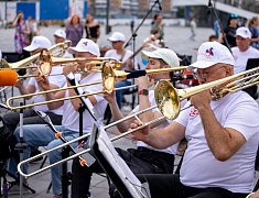 По Благовещенску прошел «Парад семей»