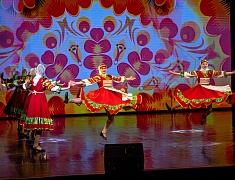 День народного единства в Благовещенске отметили большим патриотическим концертом