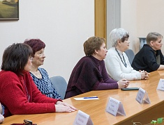 Мэр Благовещенска Олег Имамеев наградил победителей и участников конкурса «Город в праздничном наряде»