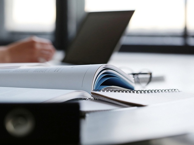 Какую ответственность несёт работодатель за несообщение о приёме на работу бывшего государственного или муниципального служащего?