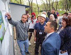 Мэр города Олег Имамеев проконтролировал ремонтные работы Дома культуры в селе Садовом