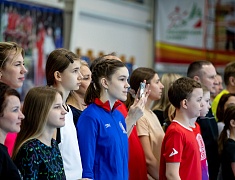 В честь Года семьи в Благовещенске провели семейный бадминтон