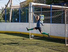 В Благовещенске юные футболисты сыграли на всесезонном корте на Нагорной