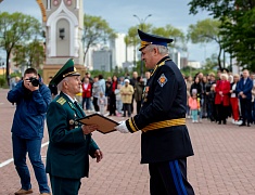 В Благовещенске празднуют День пограничника