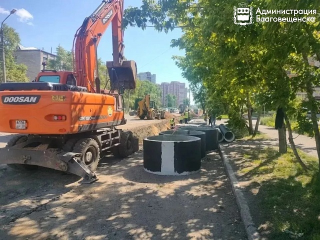 В Благовещенске по президентскому нацпроекту ремонтируют сразу семь магистралей