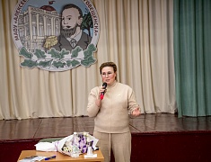 Трёхкратная Олимпийская чемпионка Юлия Чепалова поделилась историей побед и мотивацией с благовещенскими школьниками и спортсменами