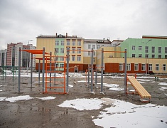 Мэр Благовещенска Олег Имамеев проинспектировал строительство нового корпуса 16 школы на улице Тепличной