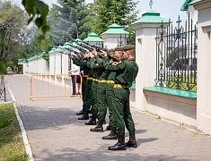 В день города прошли торжественные церемонии возложения цветов