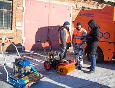 В Благовещенске закупили новую уборочную технику