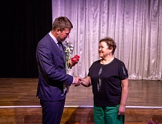 Знаки «50 лет Байкало-Амурской магистрали» вручили благовещенцам