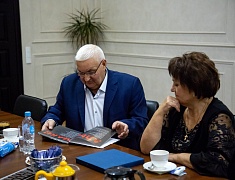 В Благовещенске показали фильм о детях Донбасса