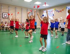 Маленькие патриоты отметили День флага в детских садах Благовещенска