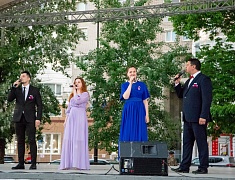 Вместе мы – Россия: праздничный концерт прошел в Благовещенске 