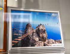 В Молодежном гараже расцвела «Крымская весна»