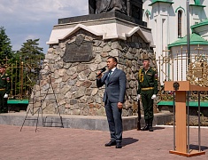 В день города прошли торжественные церемонии возложения цветов