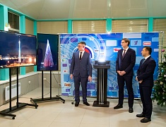 Мэр Благовещенска Олег Имамеев принял участие в запуске подсветки телебашни