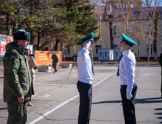 В Благовещенске юнармейцы соревнуются в военно-спортивной игре "Победа"