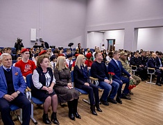 Парту Героя в память об участнике СВО открыли в школе №22 Благовещенска