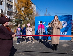 В Благовещенске открыли ещё 3 обновлённые детские площадки