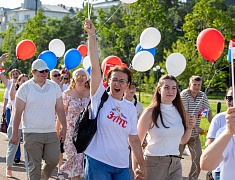 Парад семей прошел на набережной Благовещенска