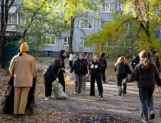 В Благовещенске в рамках «Город берегу» прошел субботник «Чистые игры»
