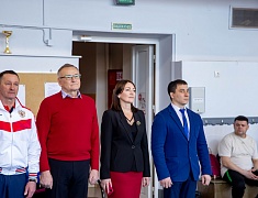 На юбилейные соревнования по спортивной гимнастике в Благовещенск прибыли спортсмены из Дальнего Востока и Сибири