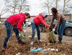 «Город берегу»: жители Благовещенска массово вышли на субботник