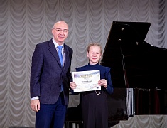 В Центральной детской школе искусств подвели итоги l Дальневосточного музыкального конкурса им. Марии Кнауф-Каминской в номинации «Фортепиано»
