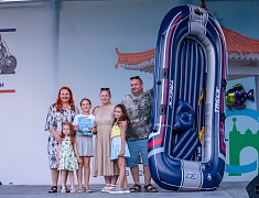 В парке Дружбы прошел первый семейный фестиваль для любителей ловли