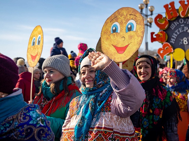 Пять мероприятий со сжиганием чучела и более 20 – всего: благовещенцы встречают Масленицу