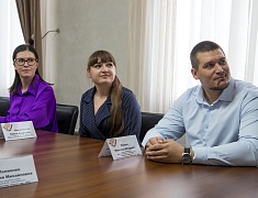 Мэр города Олег Имамеев провел встречу с победителями и призерами муниципального этапа всероссийского конкурса профессионального мастерства «Педагог года-2023»