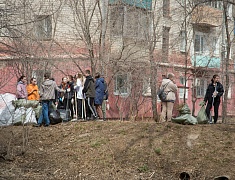 Общегородской субботник "Город берегу"