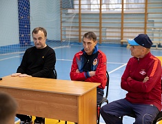 Мастер-класс по футболу от заслуженного мастера спорта России Сергея Березина